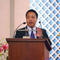 Senior Pastor Lalditsak Inbuon